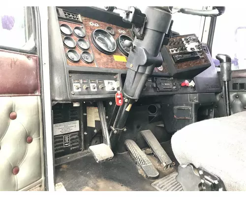 Kenworth T600 Dash Assembly