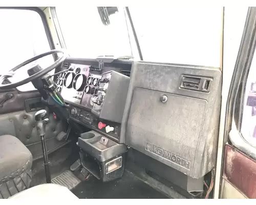 Kenworth T600 Dash Assembly