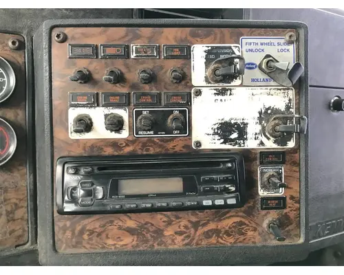 Kenworth T600 Dash Assembly