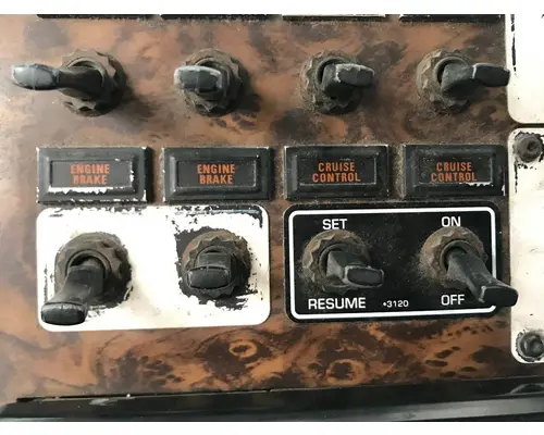 Kenworth T600 Dash Assembly