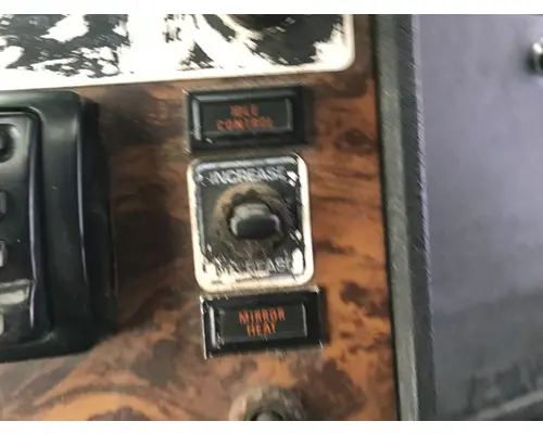 Kenworth T600 Dash Assembly