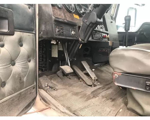 Kenworth T600 Dash Assembly