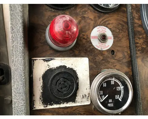 Kenworth T600 Dash Assembly