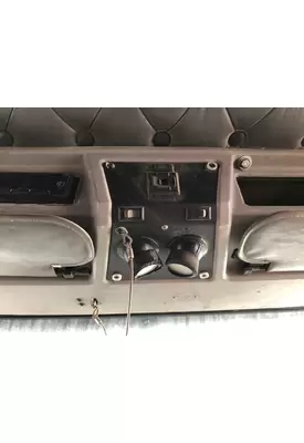 Kenworth T600 Dash Assembly