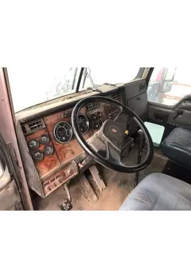 Kenworth T600 Dash Assembly