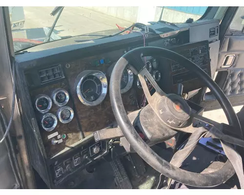 Kenworth T600 Dash Assembly
