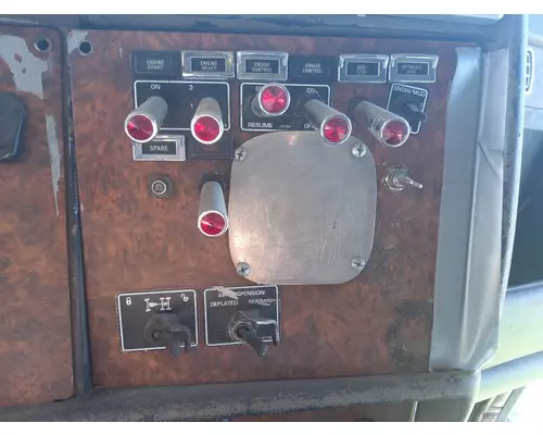 Kenworth T600 Dash Assembly