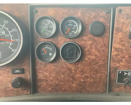 Kenworth T600 Dash Assembly