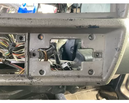 Kenworth T600 Dash Assembly