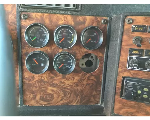 Kenworth T600 Dash Panel