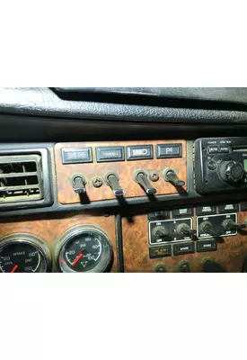 Kenworth T600 Dash Panel