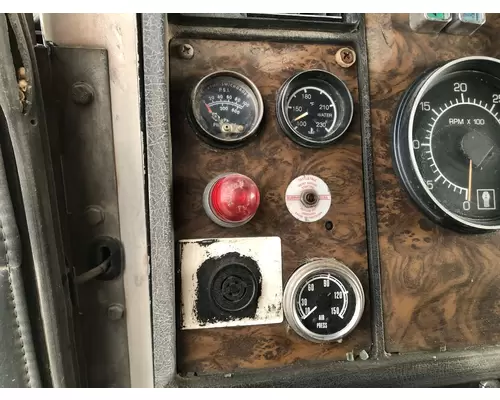 Kenworth T600 Dash Panel