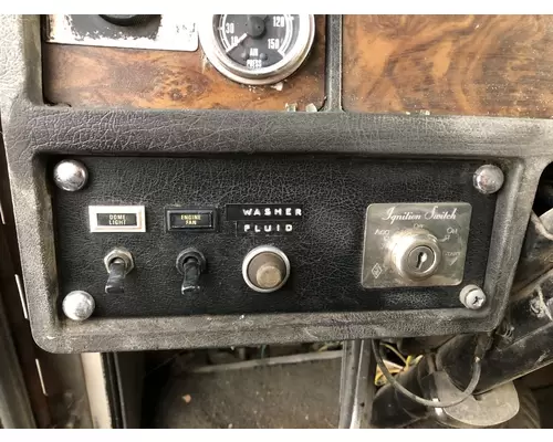 Kenworth T600 Dash Panel