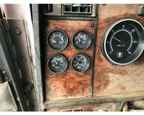 Kenworth T600 Dash Panel