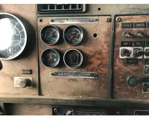 Kenworth T600 Dash Panel