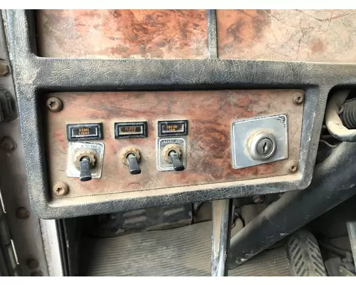 Kenworth T600 Dash Panel