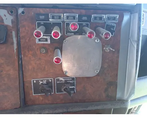 Kenworth T600 Dash Panel
