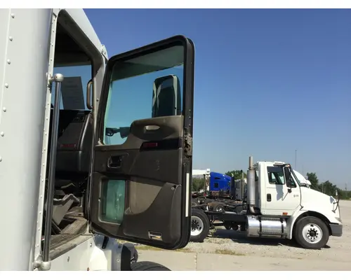Kenworth T600 Door Assembly, Front