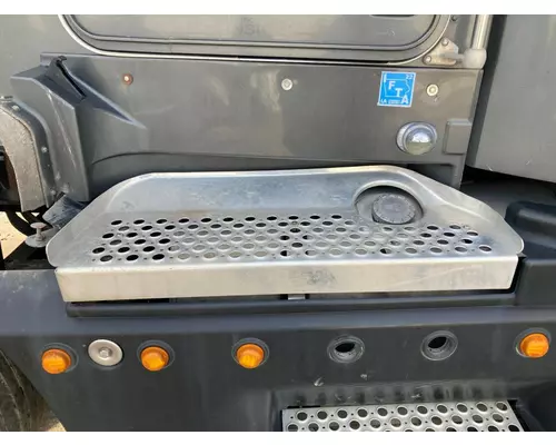 Kenworth T600 Engine Brackets, Misc.