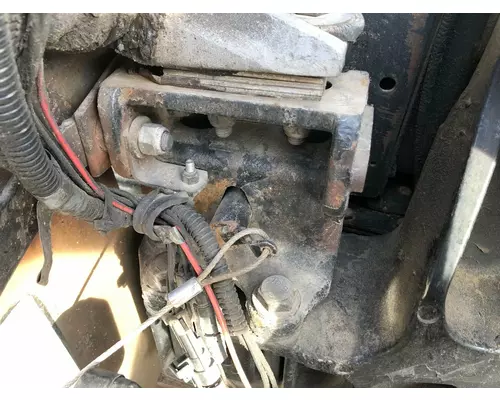 Kenworth T600 Engine Brackets, Misc.