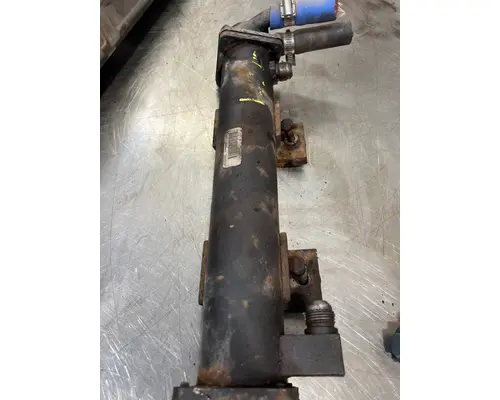 Engine Parts, Misc. KENWORTH T600 Payless Truck Parts