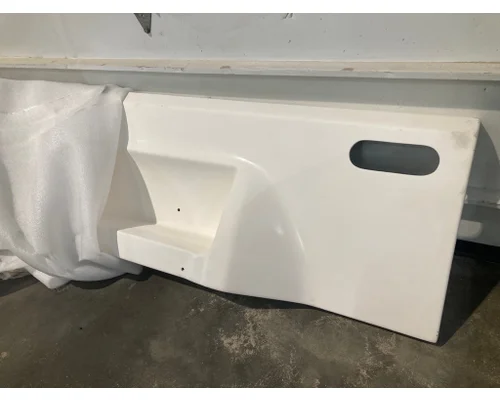 Kenworth T600 Fairing (Side)