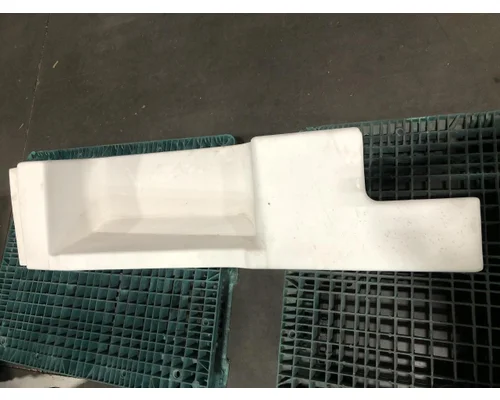 Kenworth T600 Fairing (Side)