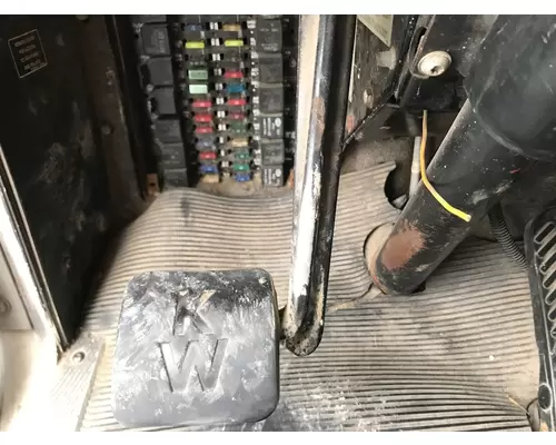 Kenworth T600 Foot Control , Pedal