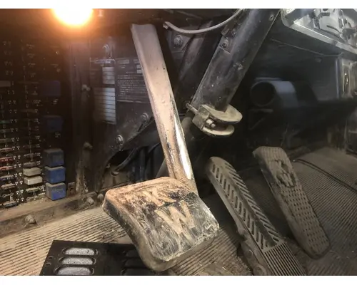 Kenworth T600 Foot Control Pedal (all floor pedals)