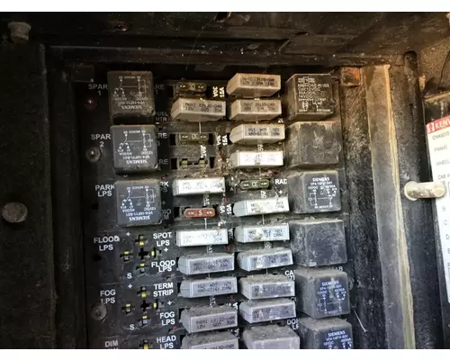 Kenworth T600 Fuse Box