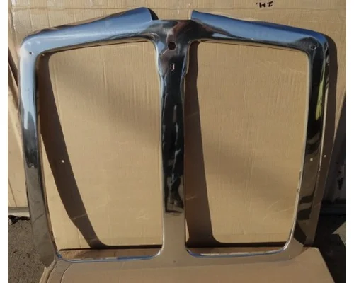 Grille KENWORTH T600 Sam's Riverside Truck Parts Inc