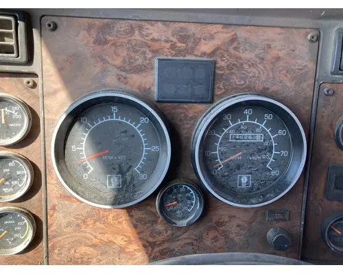 Kenworth T600 Instrument Cluster
