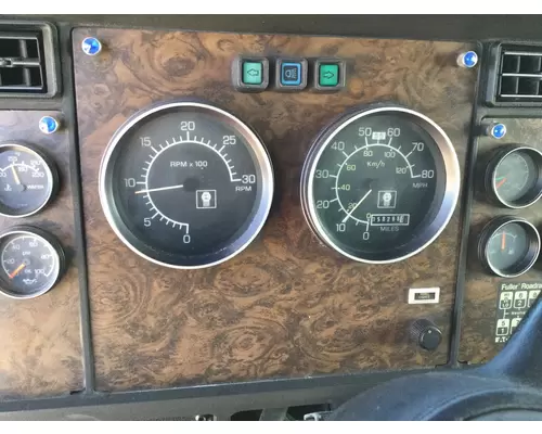 Kenworth T600 Instrument Cluster