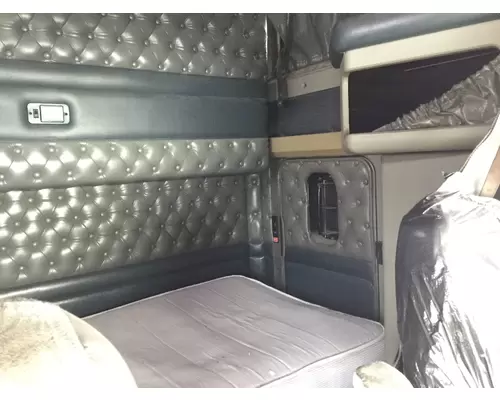 Kenworth T600 Parts Unit