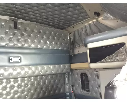 Kenworth T600 Parts Unit