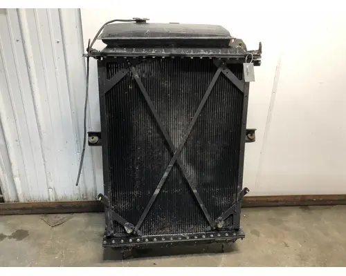 Kenworth T600 Radiator in Spencer, IA #25022375