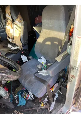 Kenworth T600 Seat, Front