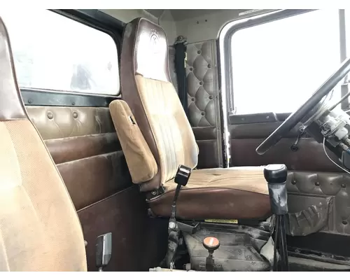 Kenworth T600 Seat (Air Ride Seat)