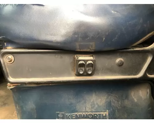 Kenworth T600 Seat (Air Ride Seat)