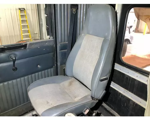 Seat, Front Kenworth T600 Vander Haags Inc Sf