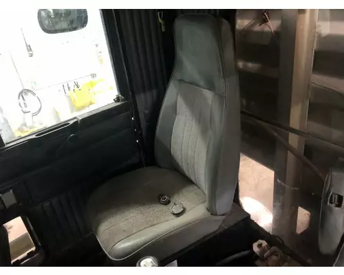 Kenworth T600 Seat (non-Suspension)