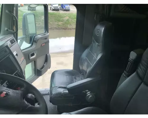 Kenworth T600 Seat (non-Suspension)