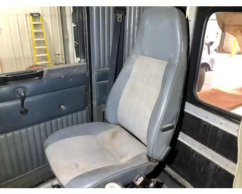 Kenworth T600 Seat (non-Suspension)