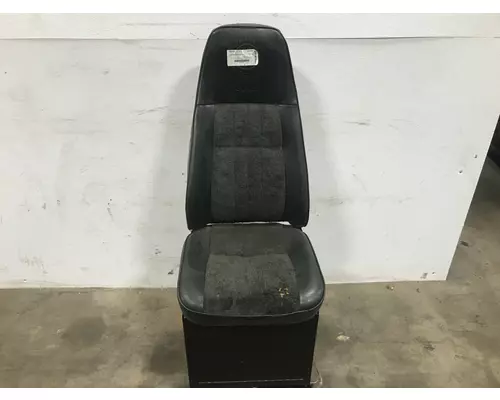 Kenworth T600 Seat (non-Suspension)