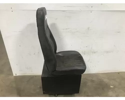 Kenworth T600 Seat (non-Suspension)