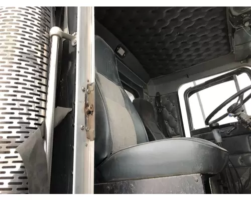 Kenworth T600 Seat (non-Suspension)