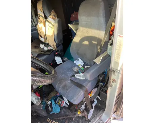 Seat, Front Kenworth T600 River City Truck Parts Inc.