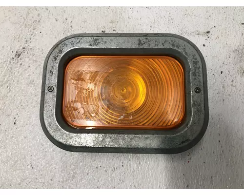 Kenworth T600 Side Marker Lamp, Rear