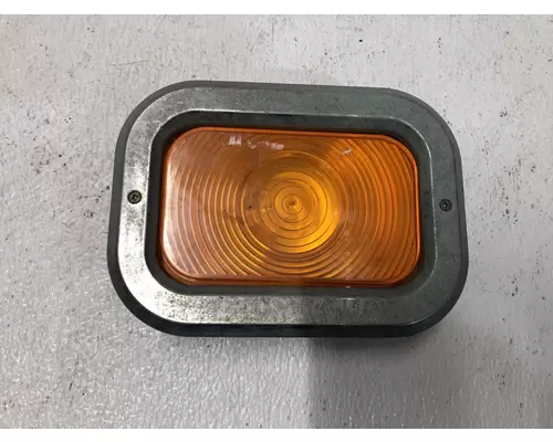 Kenworth T600 Side Marker Lamp