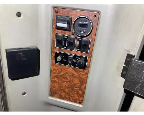 Kenworth T600 Sleeper Controls